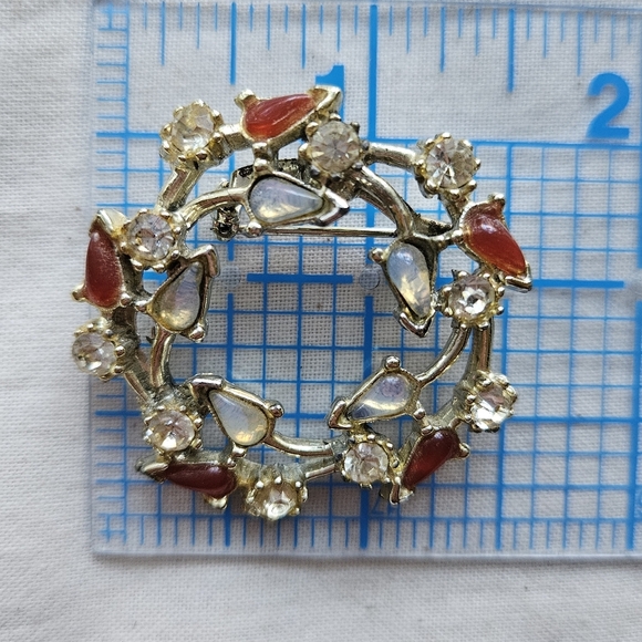 VTG opalescent & rhinestone wreath brooch - Picture 4 of 4